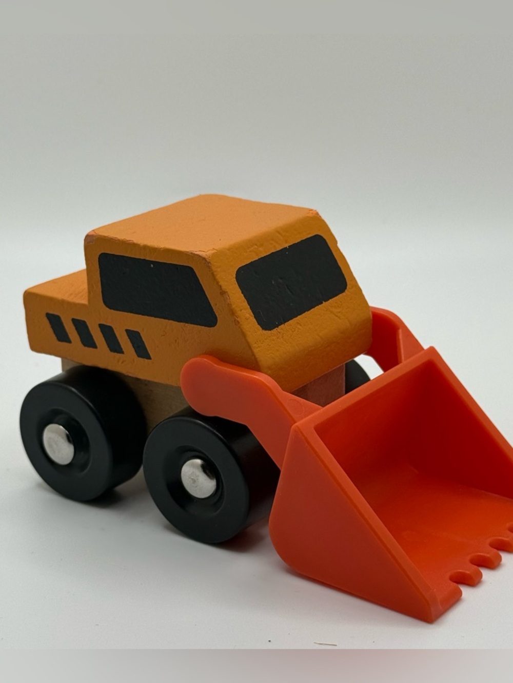 Giggle Scape Wooden Toy Truck Excavator Construction Vehicle 4.5”
